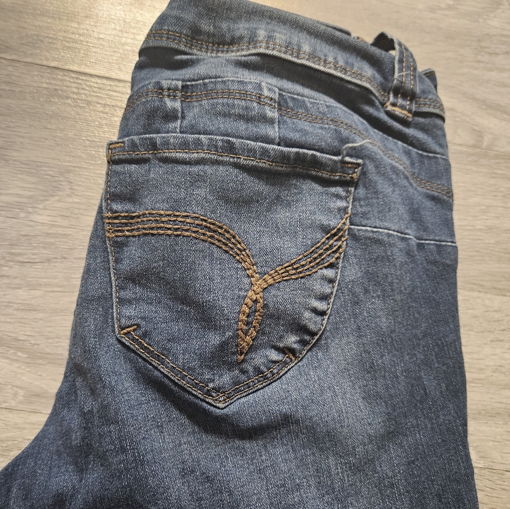 7|$30 EightyTwo Denims - Picture 3 of 4